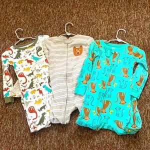 Bundle of (3) 3T Carter’s Brand Onesies